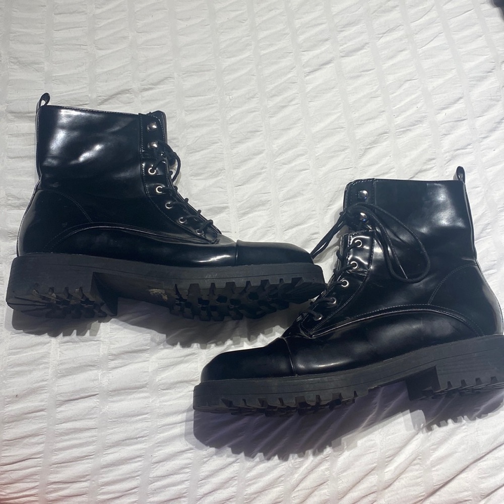 Wild diva combat boots
